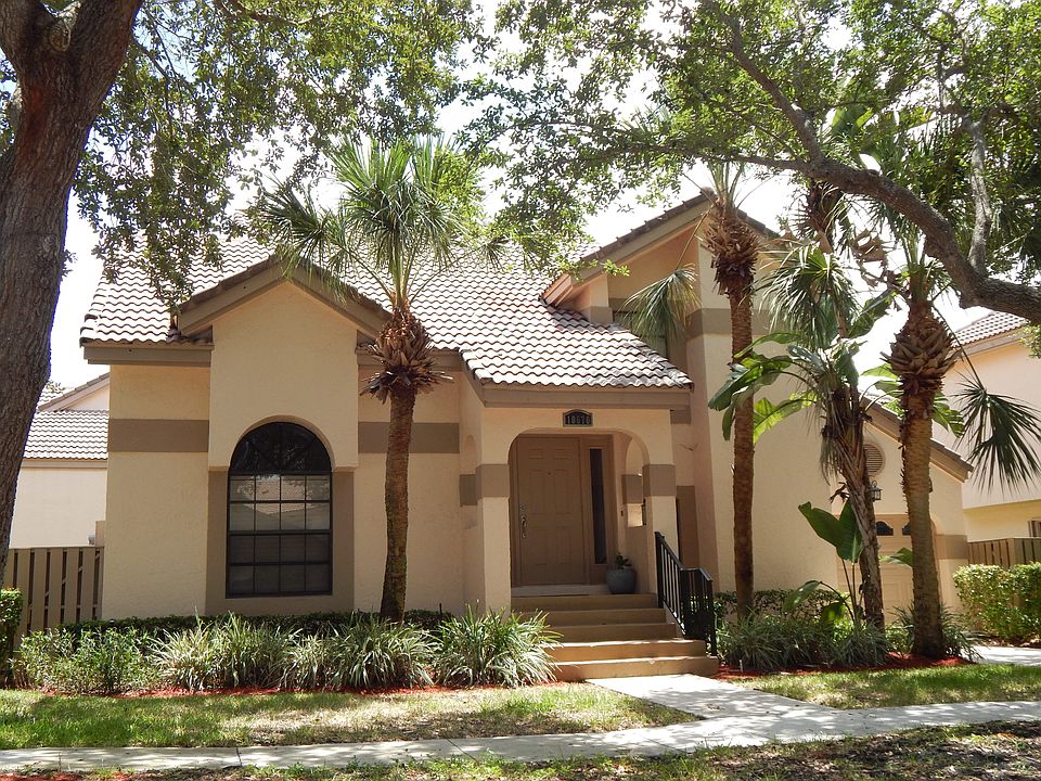 1st image of 10670 NW 17th Ct