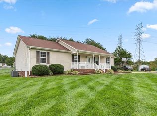 2605 Durham Meadows Ct, Burlington, NC 27217