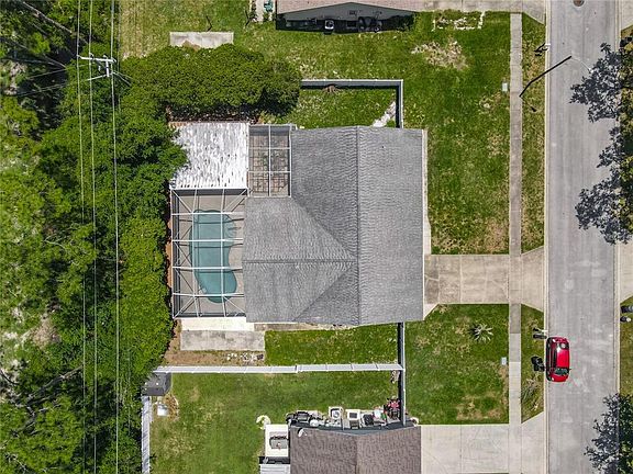 3rd image of 1237 Jeffery Dr