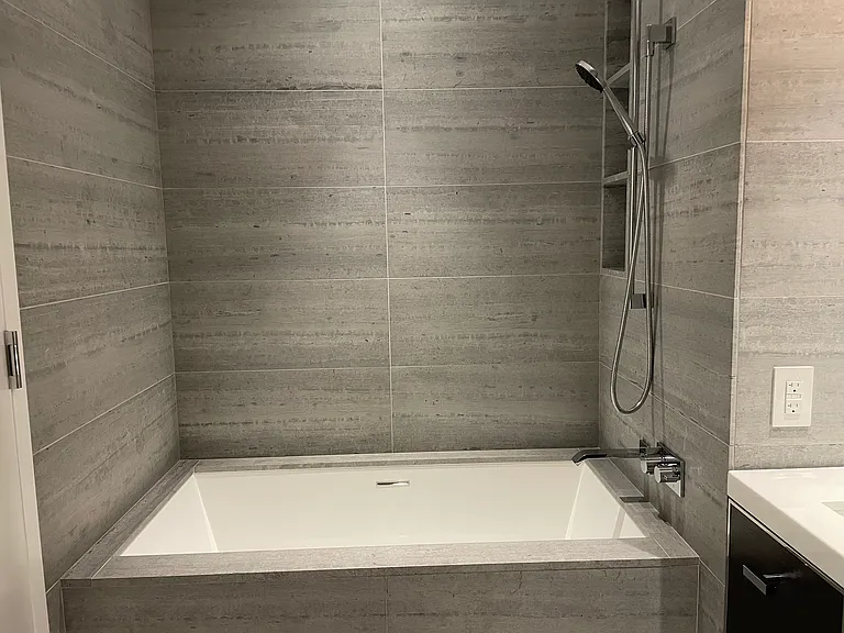 252 South St #30F — Photo 10