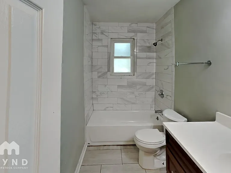 2715 Carriage Ln — Photo 14
