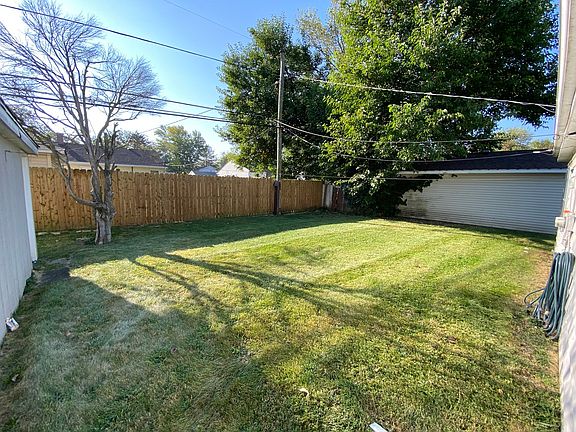 3rd image of 134 S Hammes Ave