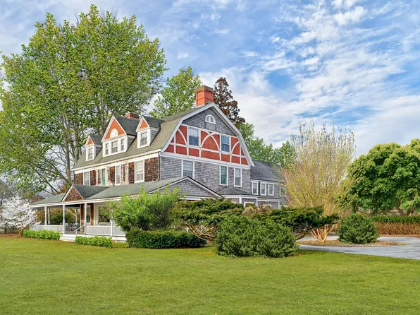 32 Ocean Ave, East Hampton, NY 11937