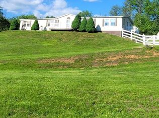 32 Washington Rd, Bechtelsville, PA 19505