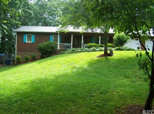 114 Royal Oak Ct, Lenoir, NC 28645