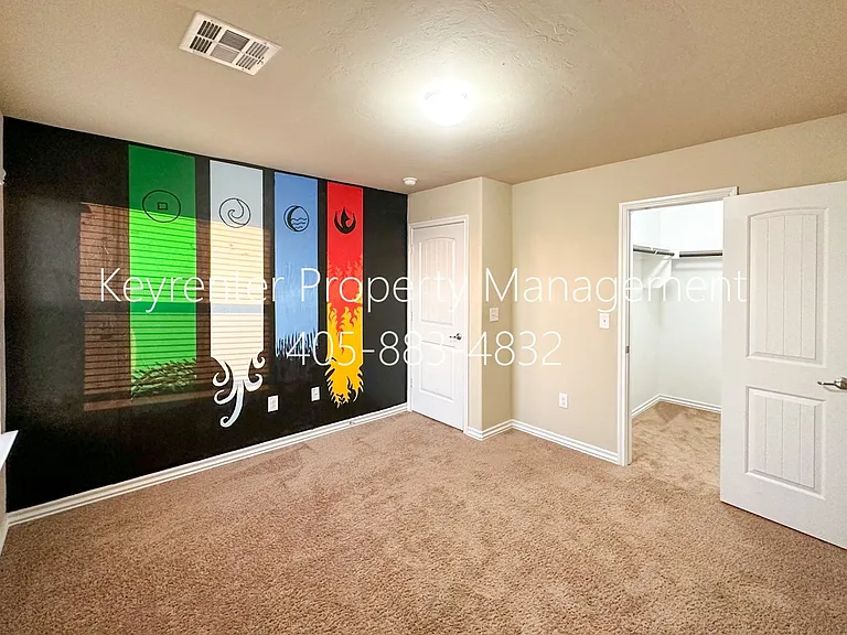 2409 Rosa Cir — Photo 9