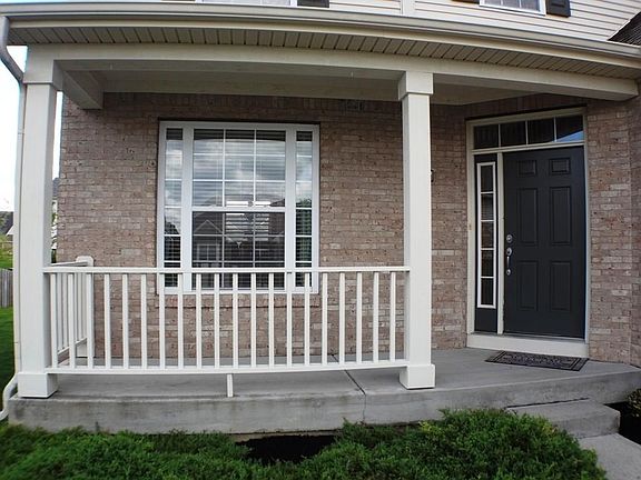 2nd image of 8715 N Autumnview Dr