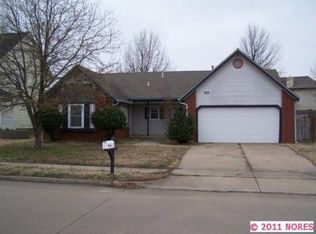 3612 S Dogwood Ave W, Broken Arrow, OK 74011