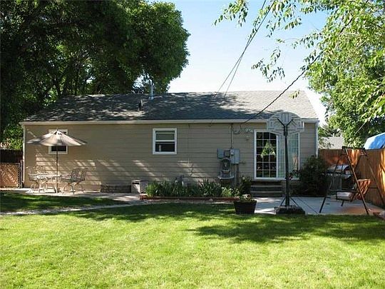 2nd image of 2028 Clark Ave