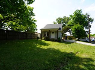 411 Barpen St NW, Cleveland, TN 37312