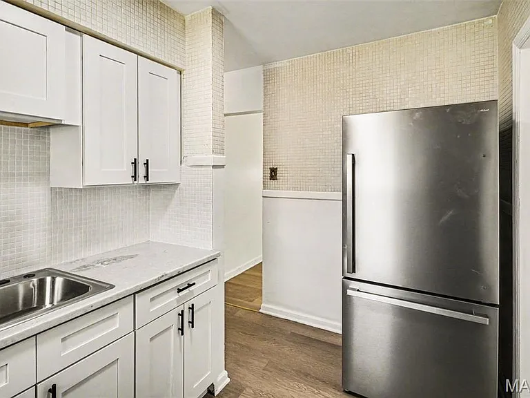 10205 Saint Daniel Ln — Photo 4