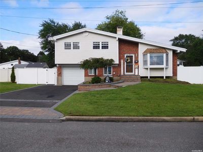 262 W 23rd Street, Deer Park, NY, 11729