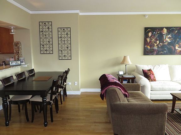 4th image of 200 N Jefferson St APT 2308