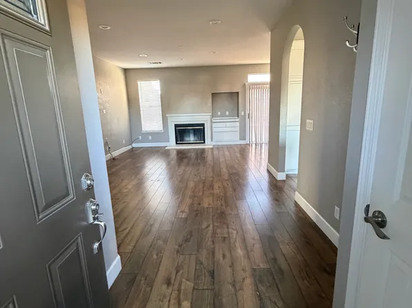 1605 Paseo Flores Dr, Suisun City, CA 94585