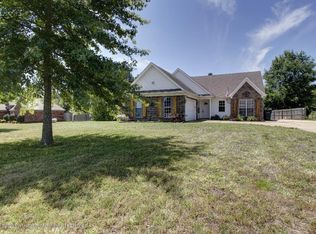 175 Southbrook Dr, Byhalia, MS 38611
