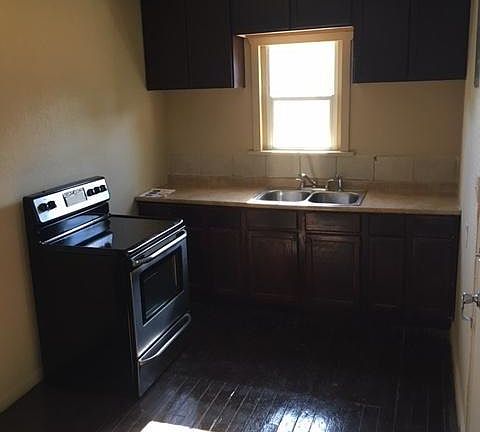 4th image of 1502 24th St