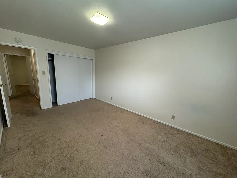 2826 Telegraph Ave — Photo 8