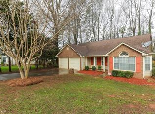 4500 Marthas Ridge Dr, Charlotte, NC 28215