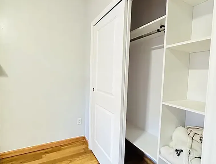 246 E 23rd St #3 — Photo 7