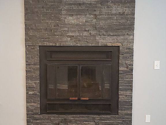 5th image of 1253 Lord Dunmore Dr