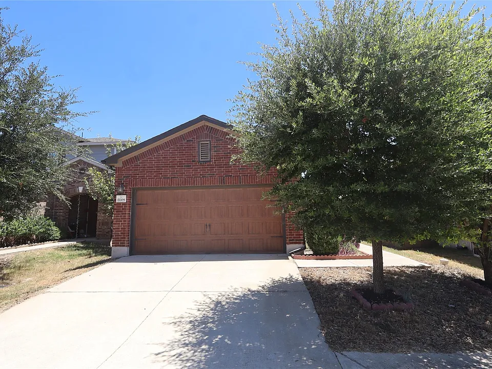 17009 Gibbons Path