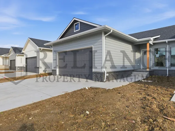5240 N Pinecrest St, Wichita, KS 67220