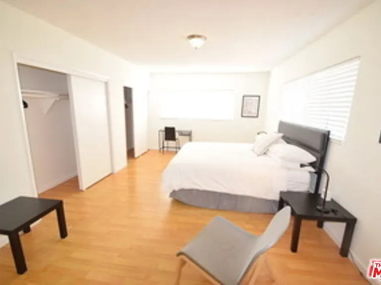 1940 Carmen Ave #PENTHOUSE — Photo 8