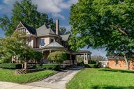 photo property thumbnail