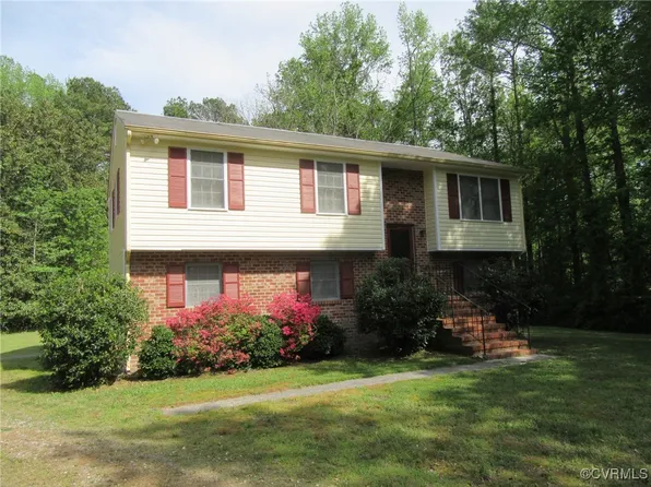 10211 Duncan Rd, North Dinwiddie, VA 23803