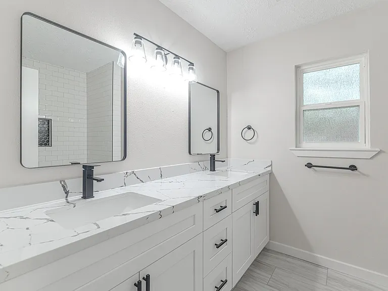 28814 Enchanted Dr — Photo 32
