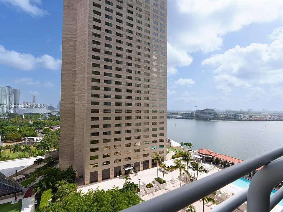 335 Biscayne Blvd #1600