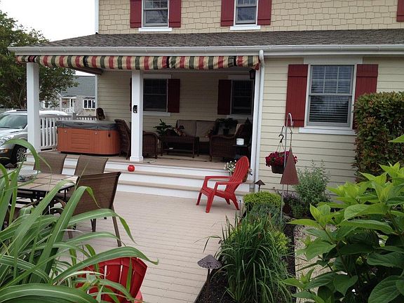 3rd image of 204 Ocean St