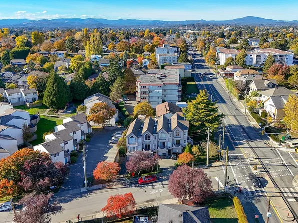 3150 Washington Ave, Victoria, BC V9A 1P6