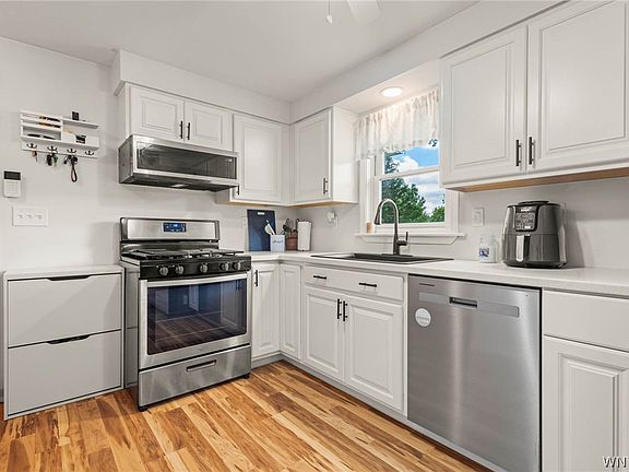 5th image of 2678 Pearl Street Rd