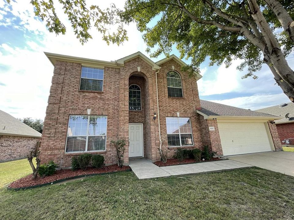 1st image of 903 Fleetwood Cove Dr