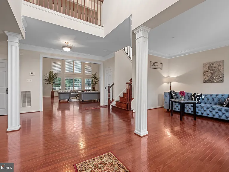 11810 Tregiovo Pl — Photo 4