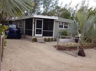 222 Buttonwood Ave, Key Largo, FL 33037