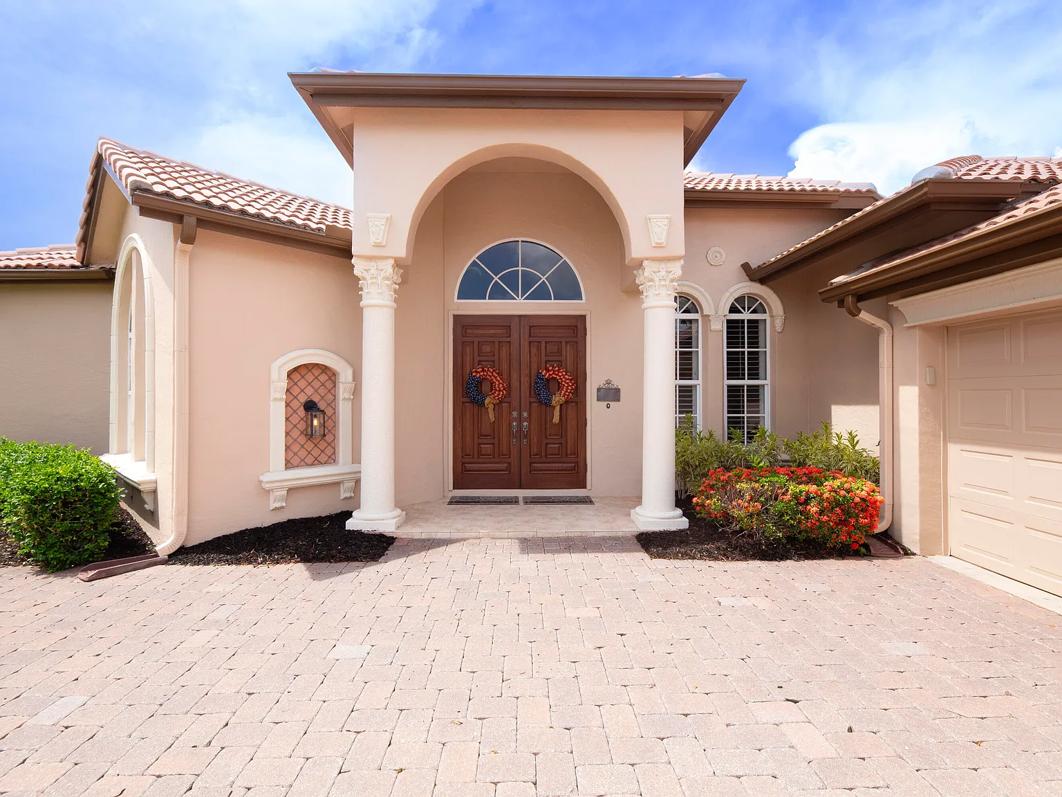 3 bed, 3.5 bath, 2621 sqft, $4,000 — Photo 4