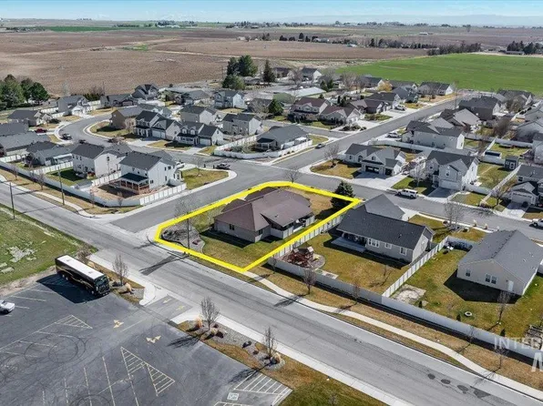 1709 N McKinley St, Jerome, ID 83338