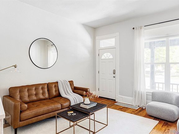 4th image of 1627 Williams Street