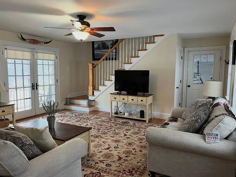231 Bunker Hill Rd — Photo 3
