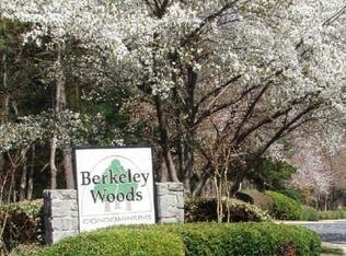 410 Berkeley Woods Dr, Duluth, GA 30096