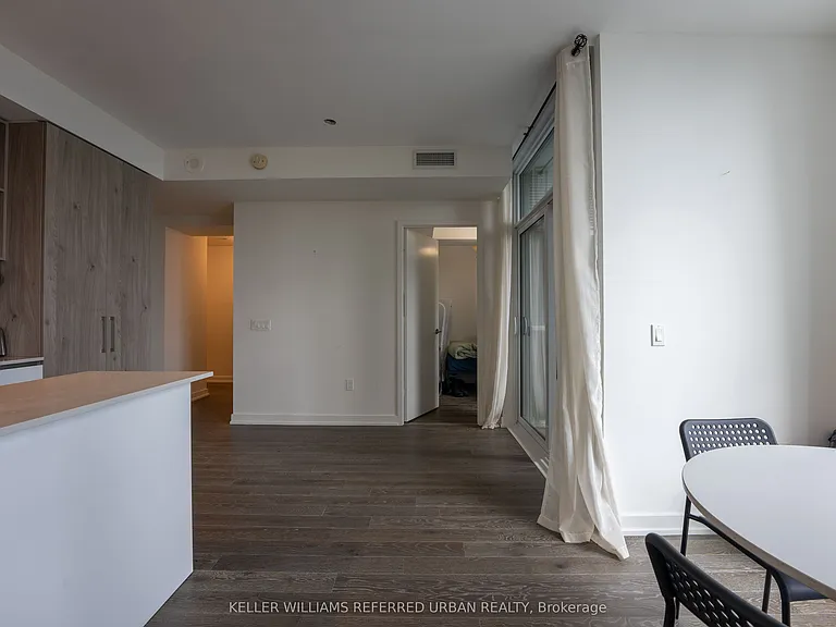 1 Yorkville Ave #3305 — Photo 3