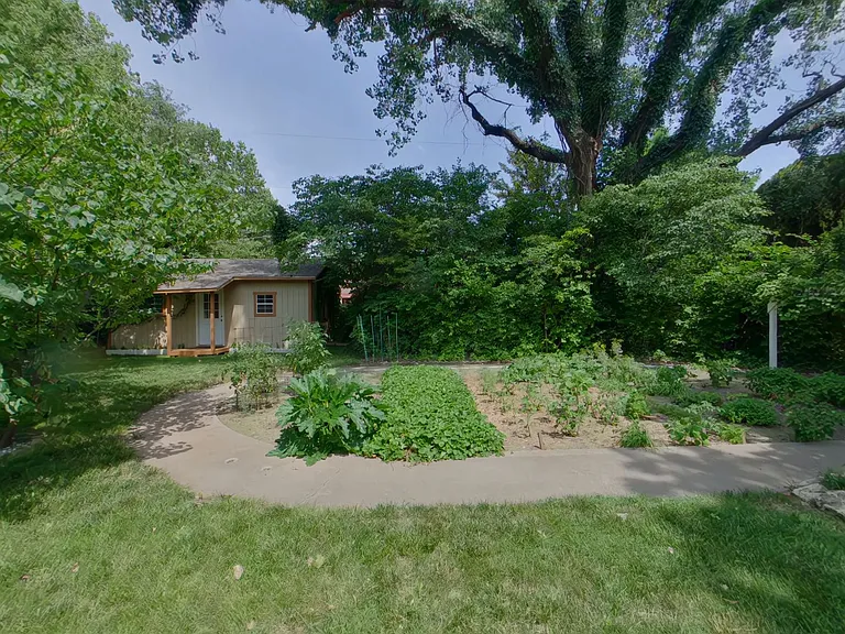 1802 N Edgemoor St — Photo 16