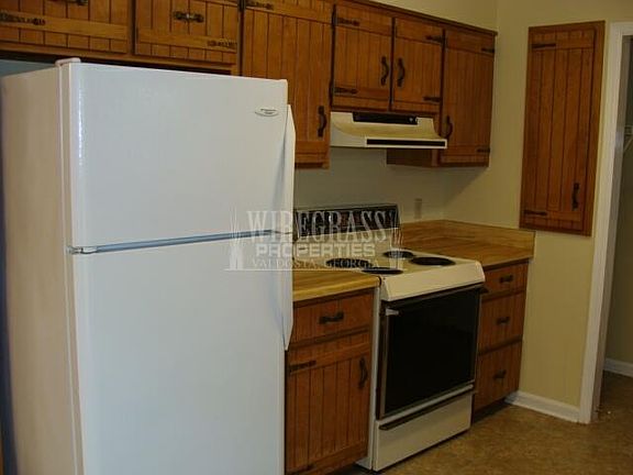 5th image of 3701 Black Gum Dr