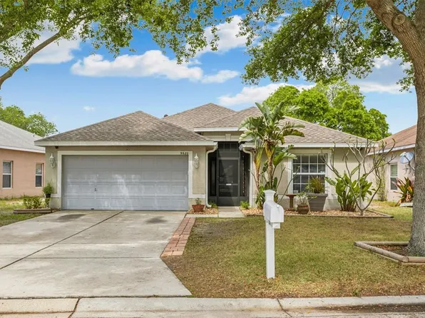 9620 Cypress Harbor Dr, Gibsonton, FL 33534