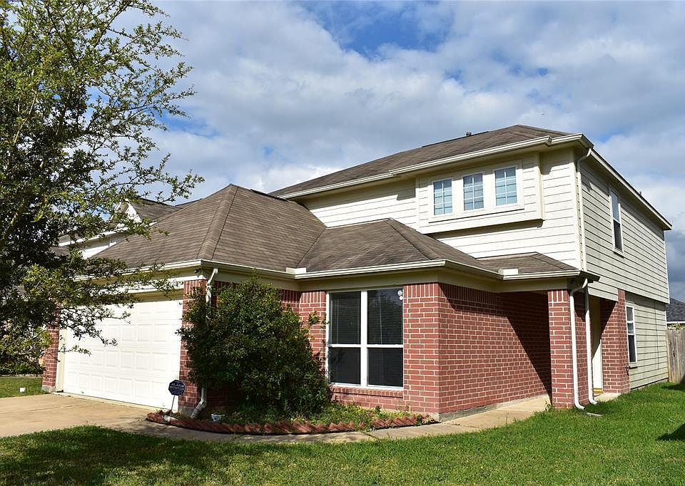 1st image of 3610 Barkers Crossing Ave