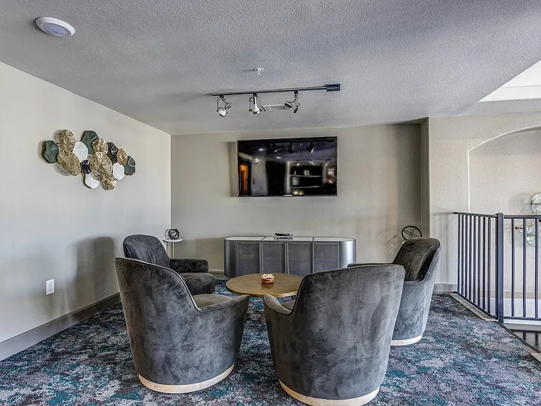 Creekside Vue Apartments — Photo 16