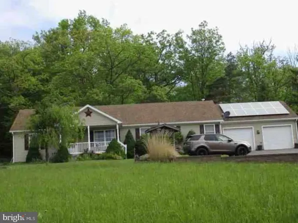 35 Weber Ct, Oakland, MD 21550