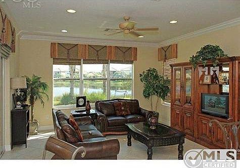 3rd image of 10426 Blue Beech Ln